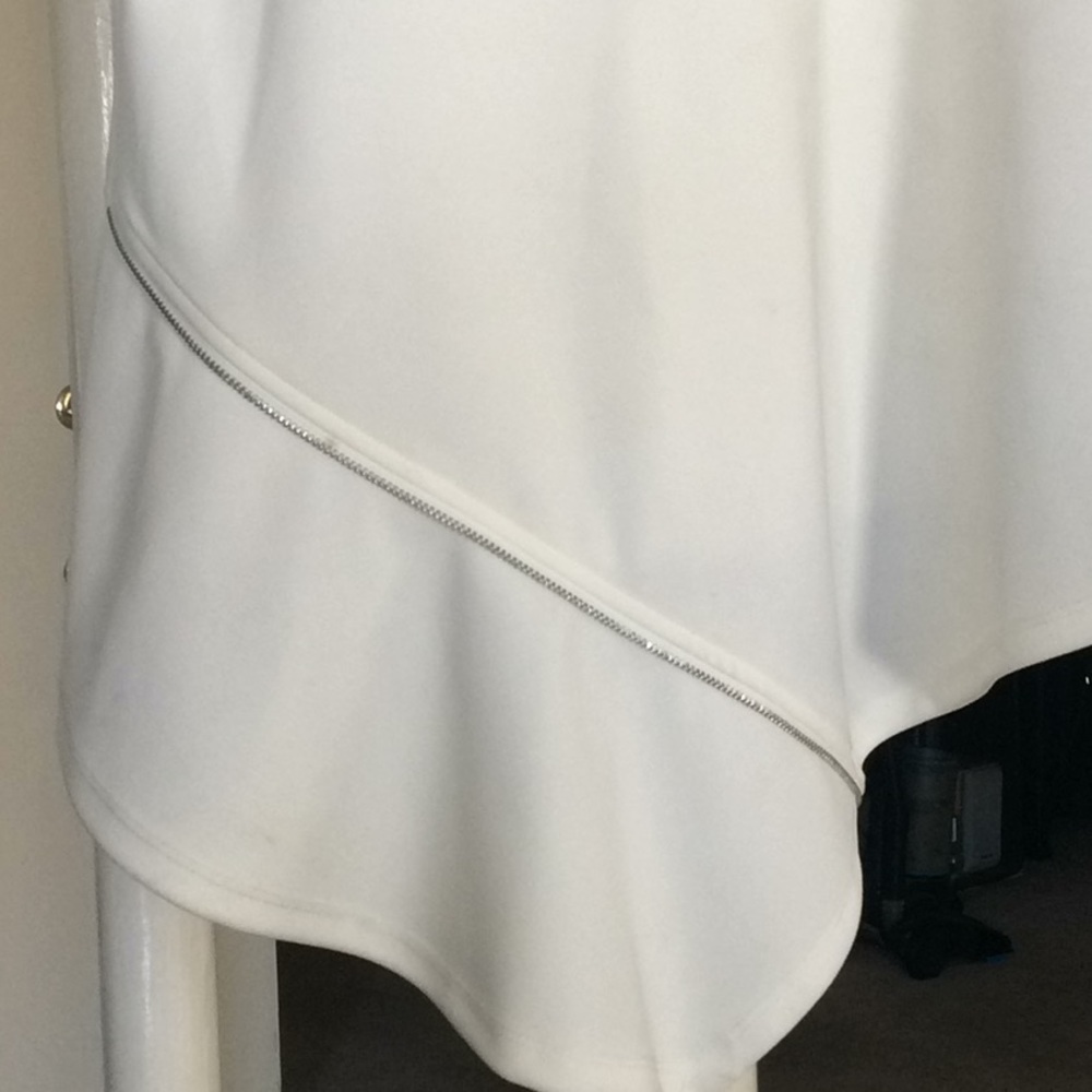 Dkny Blouse Excellent Condition - image 4